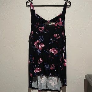 Torrid black floral high/low sleeveless top size 2